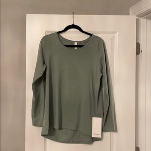Lululemon size 10 Ls shirt and 25” tights.